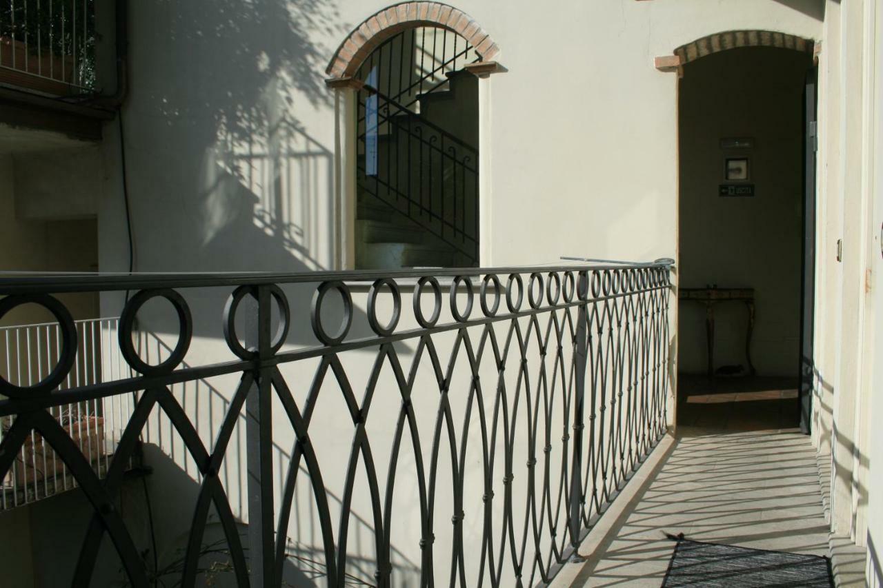 Il Cortiletto Hotel Placência Exterior foto
